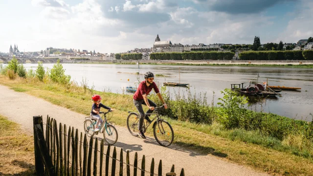Balade en vélo au port de la Creusille
