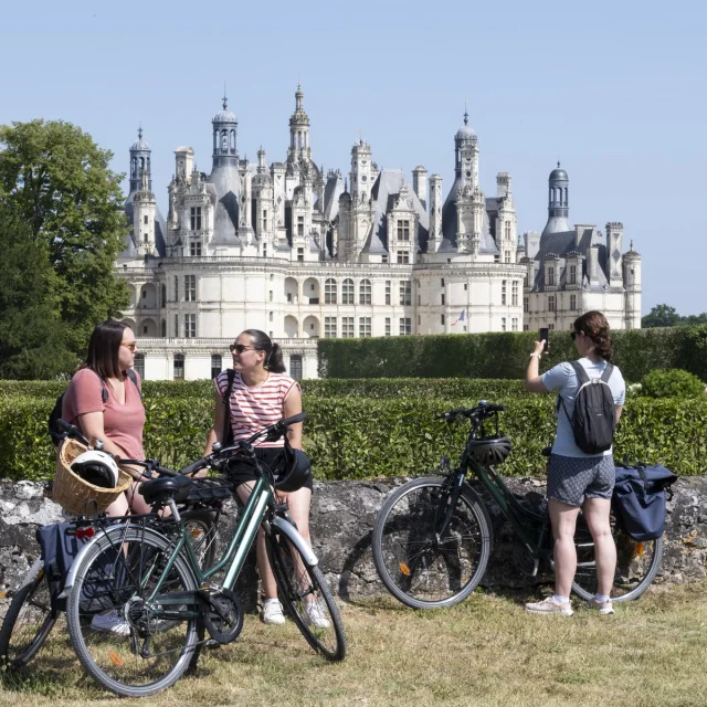 Balade à vélo devant Chambord