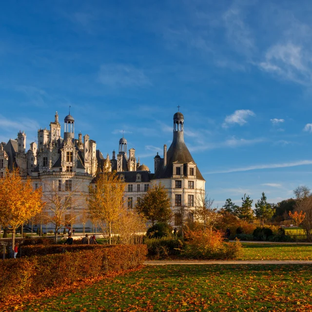 Le château de Chambord en automne